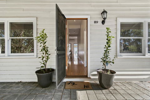 Central Bendigo Cottage, Walk To Everywhere!! - Australia Accommodation 4