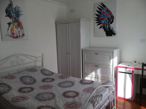 Doncaster Westfield Home Stay - Australia Accommodation 43