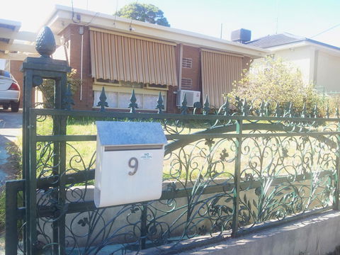 Doncaster Westfield Home Stay - Australia Accommodation 1