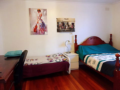 Doncaster Westfield Home Stay - Australia Accommodation 29