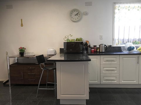 Doncaster Westfield Home Stay - Australia Accommodation 39
