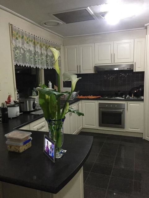 Doncaster Westfield Home Stay - Australia Accommodation 11