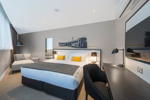 Peppers Docklands - Australia Accommodation 5