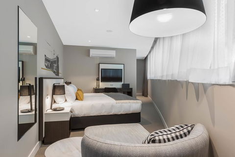 Peppers Docklands - Australia Accommodation 14
