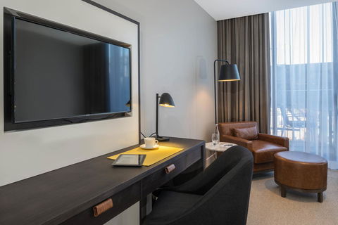 Peppers Docklands - Australia Accommodation 12