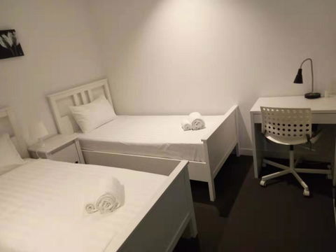 AH Accommodation@ Spencer - Australia Accommodation 2