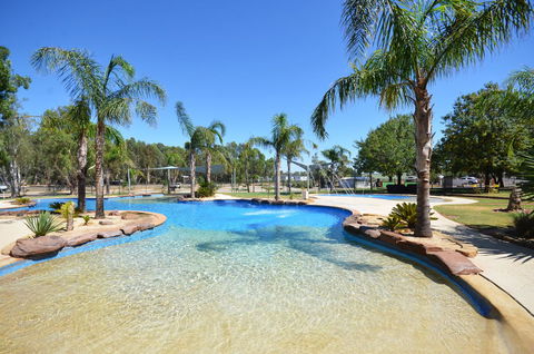 Tasman Holiday Parks - Merool On The Murray - Australia Accommodation 4