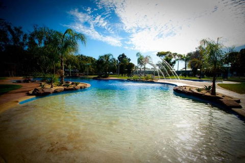 Tasman Holiday Parks - Merool On The Murray - Australia Accommodation 27
