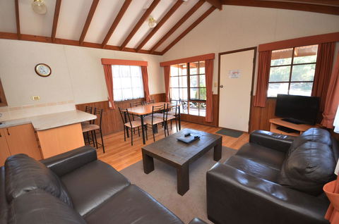 Tasman Holiday Parks - Merool On The Murray - Australia Accommodation 13