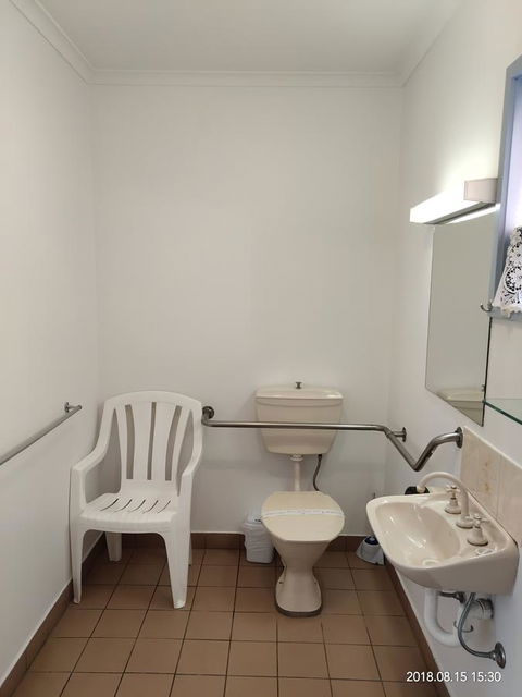 Coachman Motel And Holiday Units - Australia Accommodation 25