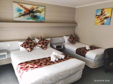 Coachman Motel And Holiday Units - Australia Accommodation 10