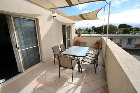 Hamilton Townhouse Motel - Australia Accommodation 3