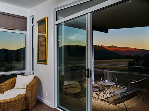 Panoramia Villas - Australia Accommodation 8