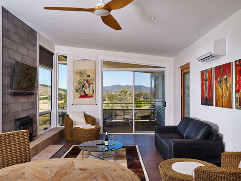 Panoramia Villas - Australia Accommodation 10