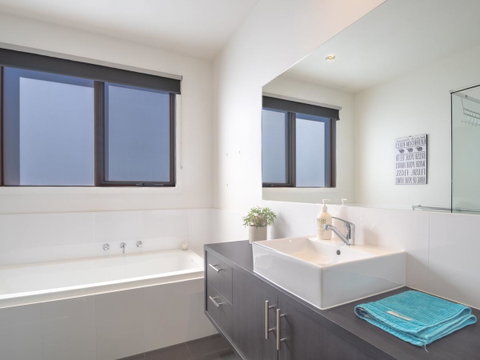 Blairgowrie Moonah Beach House: Walk To Beach - Australia Accommodation 15