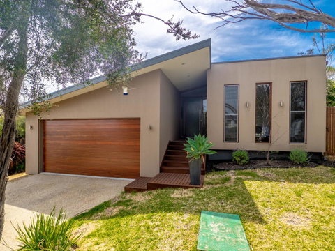 Blairgowrie Moonah Beach House: Walk To Beach - Australia Accommodation 9