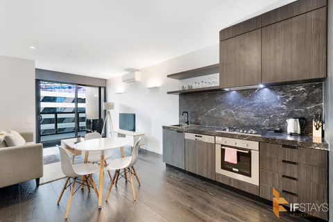 IFSuites (IFSTAYS) North Apartment - Australia Accommodation 13