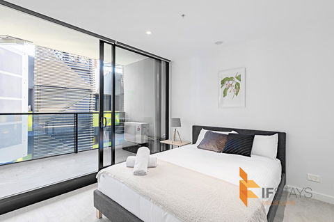 IFSuites (IFSTAYS) North Apartment - Australia Accommodation 3