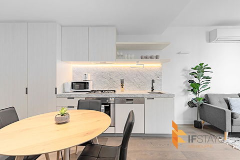IFSuites (IFSTAYS) North Apartment - Australia Accommodation 5