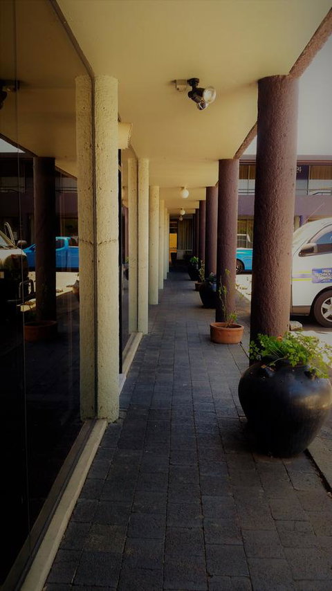 The Olive Tree Motel - Australia Accommodation 20