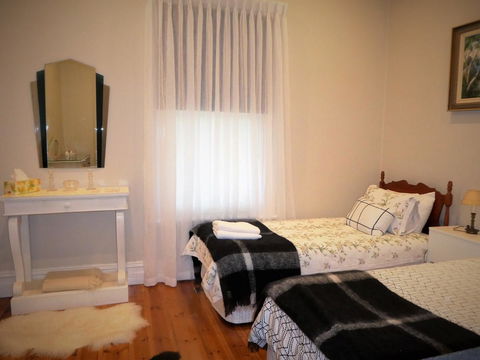 Fairbank House - Australia Accommodation 12