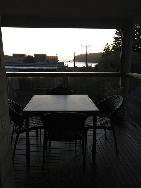 Ocean View Beach House - Australia Accommodation 5