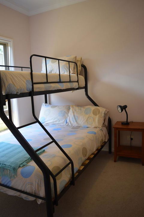 Ocean View Beach House - Australia Accommodation 16