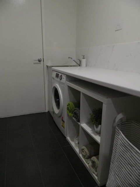 Haig Avenue - Australia Accommodation 18