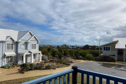 The Birds Nest - Australia Accommodation 3