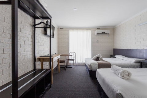 The Busselton Motel - Australia Accommodation 2