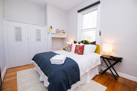 The Byng House Grand And Central, Entertain 12 - Australia Accommodation 2