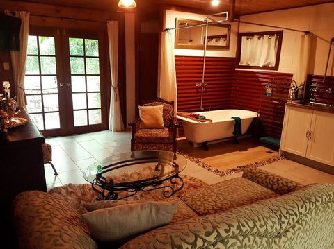 The Cabin - Australia Accommodation 0