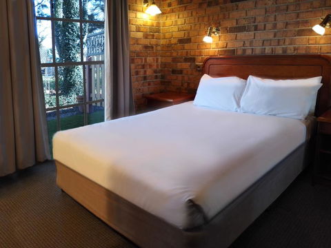 The Carrington Inn - Bungendore - Australia Accommodation 3