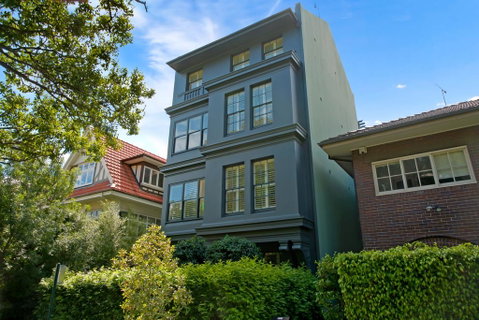 The Courtyard Of St Neot - Art Deco 2BR Potts Point Apartment With Large Courtyard In Stunning Location - Australia Accommodation 1
