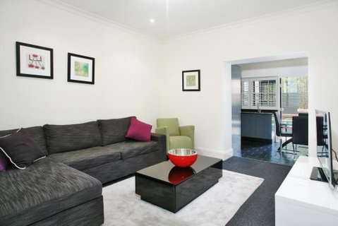 The Courtyard Of St Neot - Art Deco 2BR Potts Point Apartment With Large Courtyard In Stunning Location - Australia Accommodation 0
