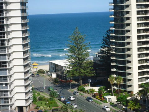 The Crest Apartments - Australia Accommodation 0