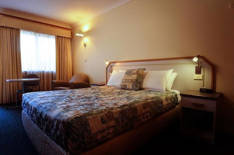 The Crossing Motel - Australia Accommodation 0