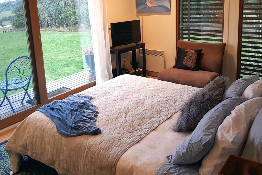 Barrow Island ACT Australia Accommodation