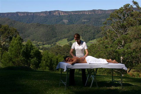 The Heavens Mountain Escape - Australia Accommodation 0
