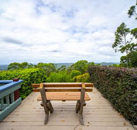 The Hillside House - Australia Accommodation