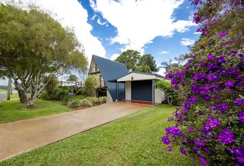 The Lake House - Australia Accommodation 2