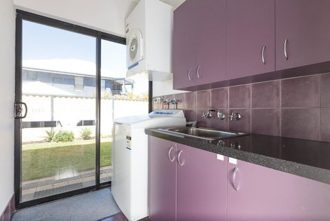 The Lane, Doubleview - Australia Accommodation 2