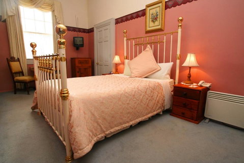 The Lodge On Elizabeth Boutique Hotel - Australia Accommodation 3