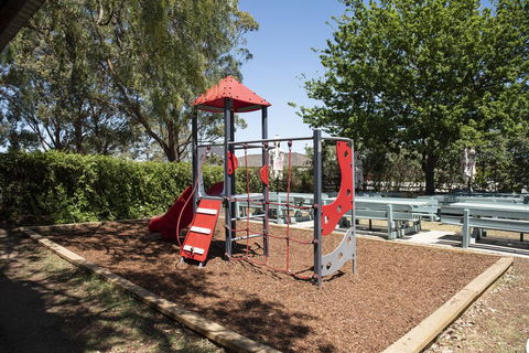 The Oaks Hotel - Australia Accommodation 2