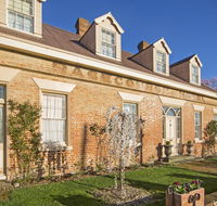 The Racecourse Inn - Australia Accommodation