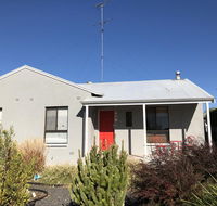 The Red Door - Australia Accommodation