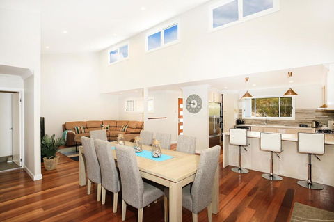 The Sands - Pet Friendly - 3 Min Walk To Beach - Australia Accommodation 2