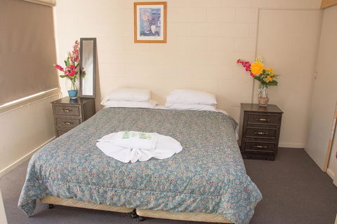 The Swiss Motel - Australia Accommodation 2