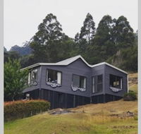 The Tin Dragon - Australia Accommodation