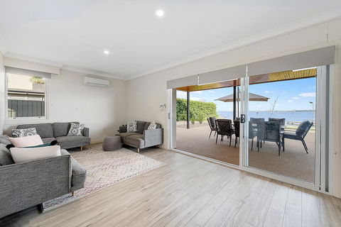 The View - Australia Accommodation 3